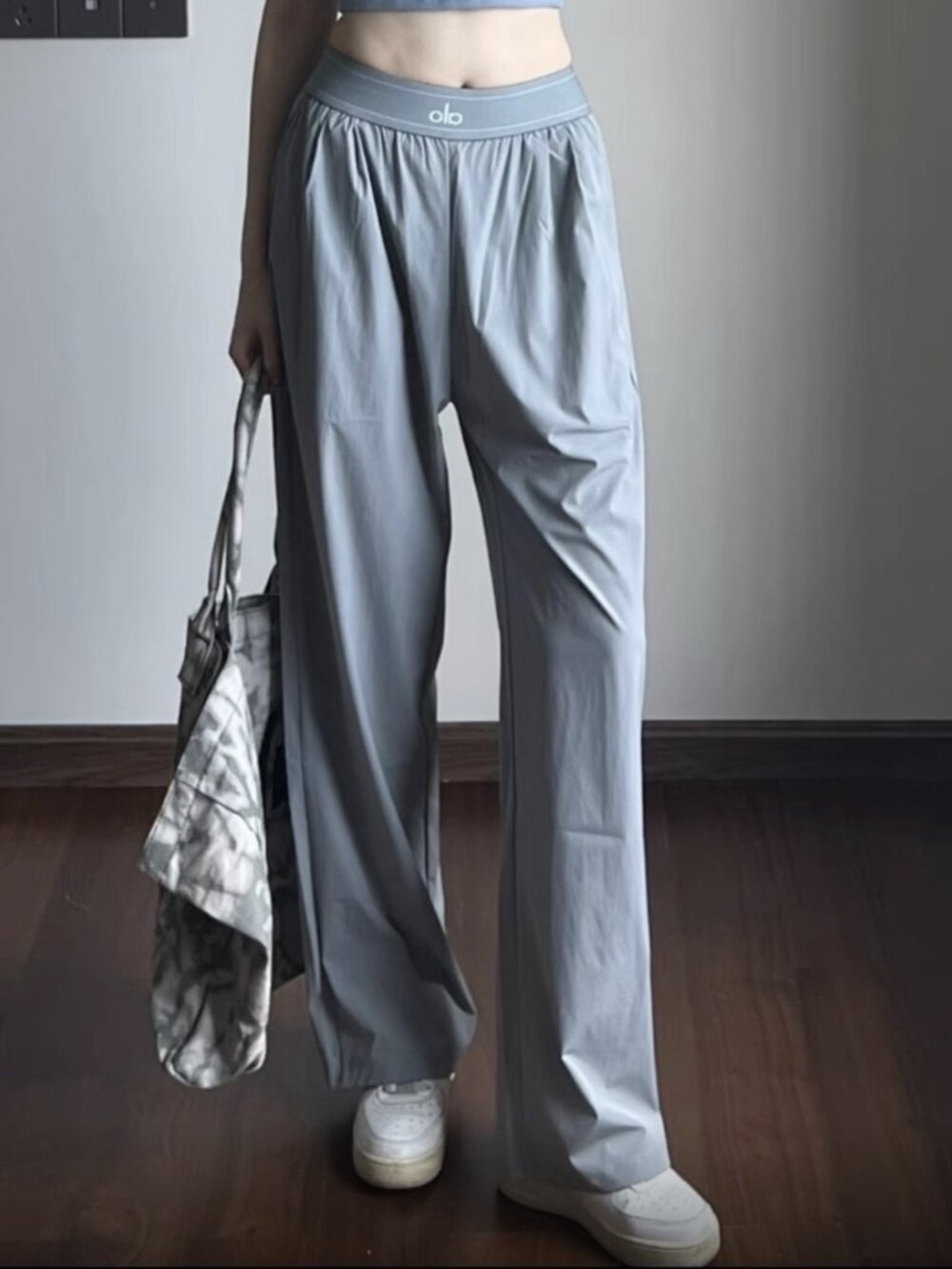 Steel Grey Suit Up Trouser From Alo Yoga💥Cool Girl Straight Leg Pants Regular😎